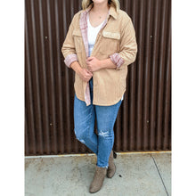 Load image into Gallery viewer, Corduroy Checkered Reversible Button Down Jacket
