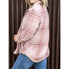 Load image into Gallery viewer, Corduroy Checkered Reversible Button Down Jacket
