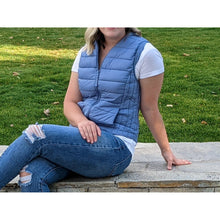 Load image into Gallery viewer, Puffer Vests
